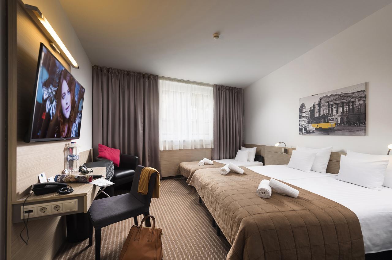 Bo18 Hotel Superior Budapest Exterior photo